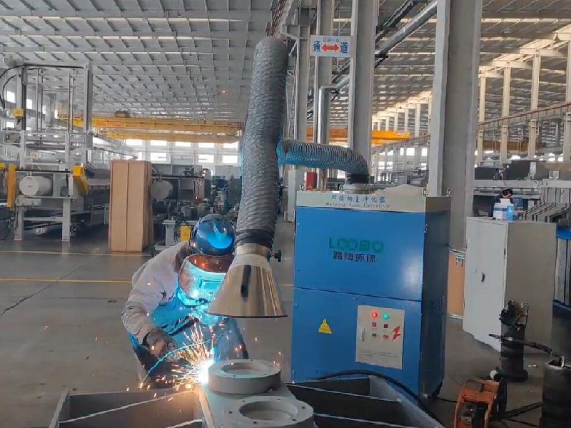 焊點在哪，凈化到哪”——移動式焊煙凈化器的的實戰(zhàn)優(yōu)勢